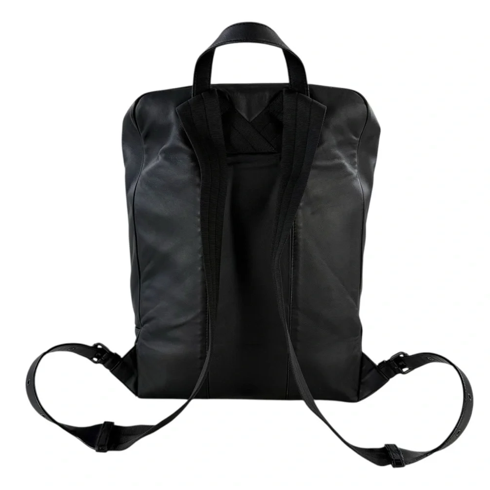 Bottega Veneta Intrecciato Leather Backpack - Picture 3 of 13